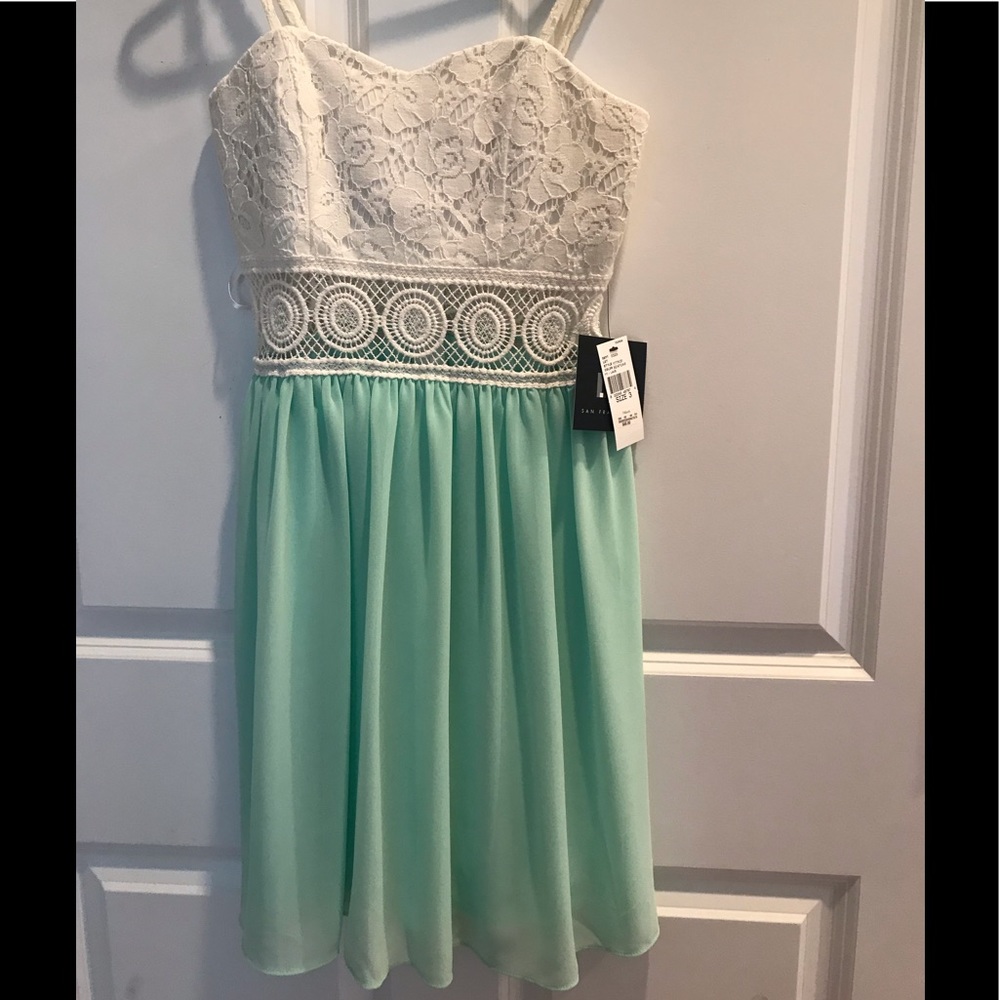 NWT I.N. San Francisco Size 3 Dress